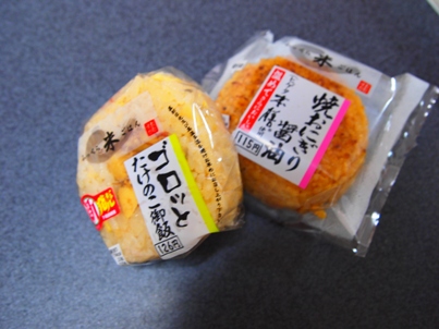 �R���r�j����