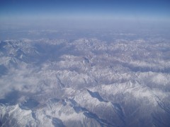 ���E�͍L���A�����Đl�͋�����������B